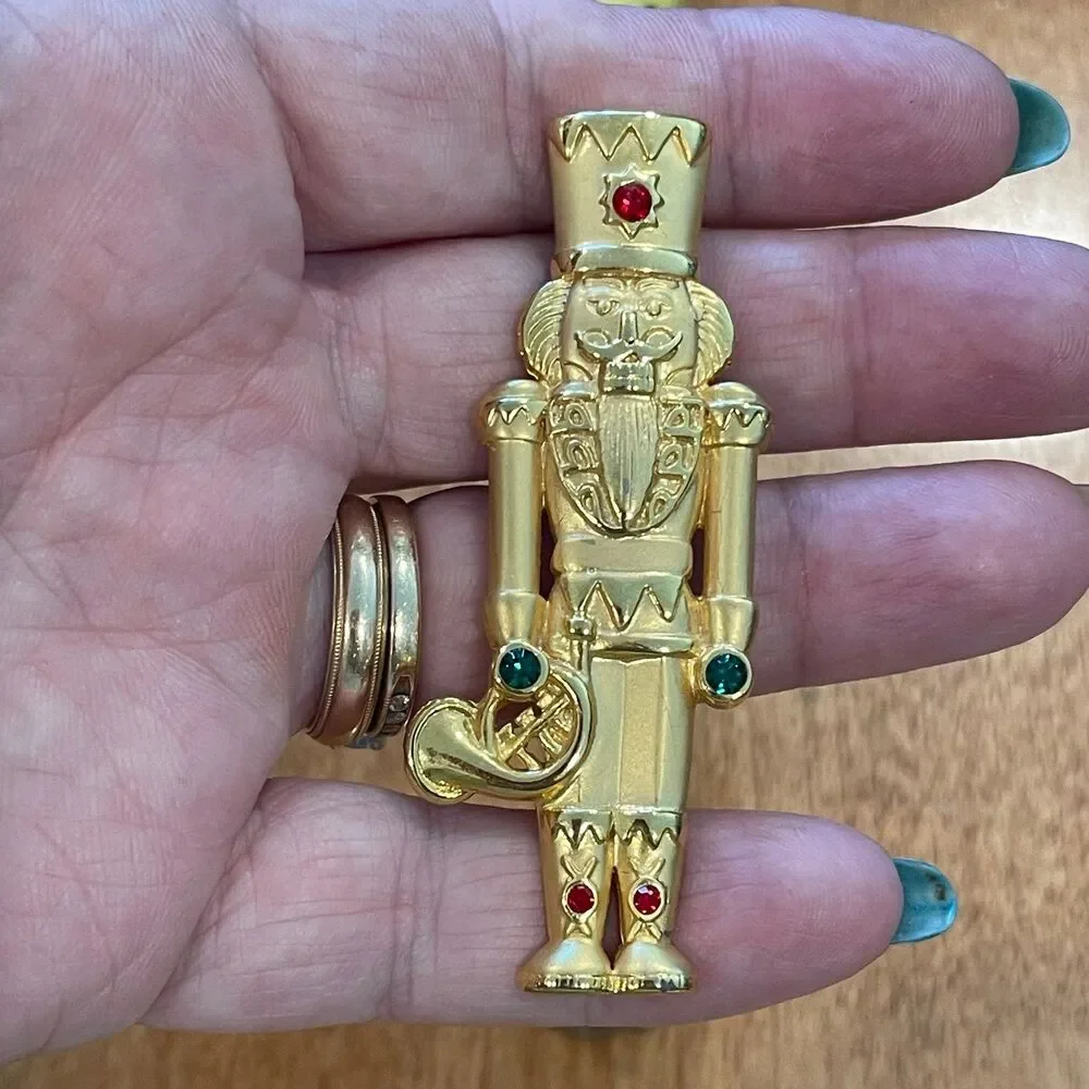 Vintage JJ Jonette Jewelry Gold Tone Christmas Nutcracker Brooch Pin